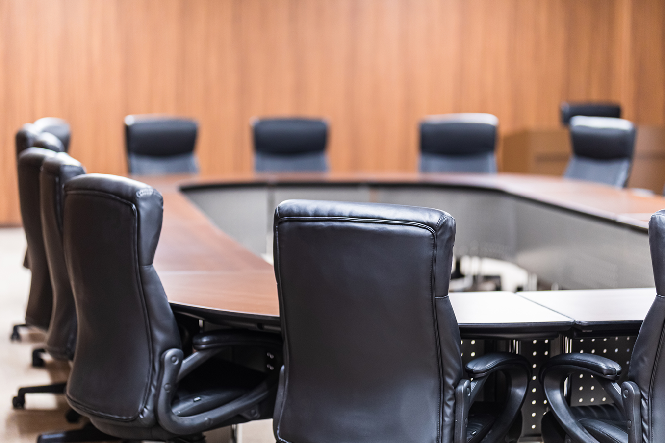 会議室の机と椅子